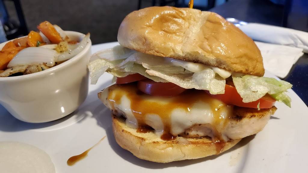 Sapphire Sushi, Hibachi & American Cuisine | restaurant | 705 US-10, Detroit Lakes, MN 56501, USA | 2188440220 OR +1 218-844-0220