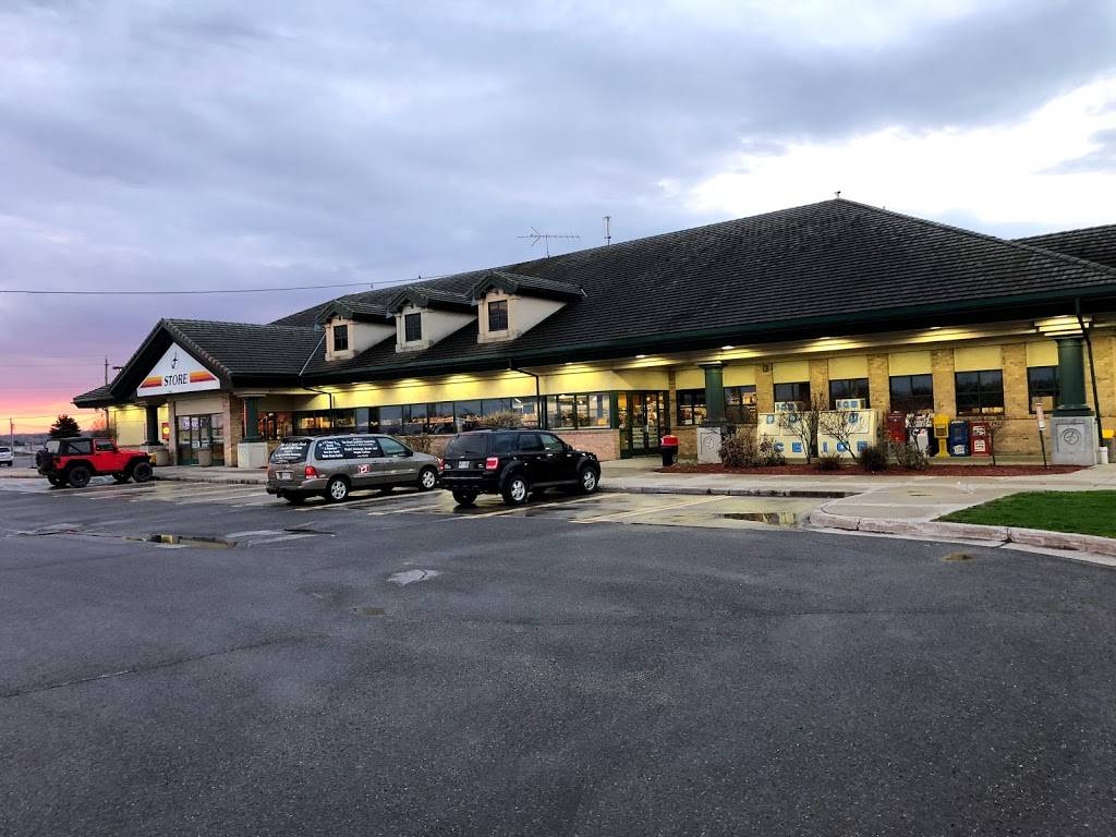 Flying J Travel Center | restaurant | 628 County Road #41 Rr6, Napanee, ON K7R 3L2, Canada | 6133547044 OR +1 613-354-7044