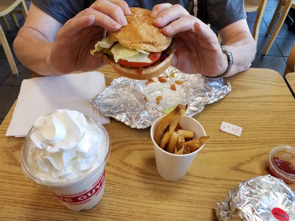 Five Guys | meal takeaway | 5442 Ygnacio Valley Rd, Concord, CA 94521, USA | 9256726030 OR +1 925-672-6030