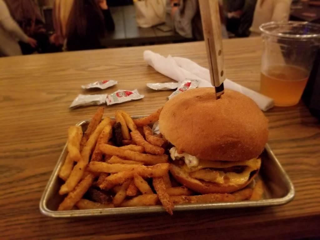 Loflin Yard | restaurant | 7 W Carolina Ave, Memphis, TN 38103, USA | 9012901140 OR +1 901-290-1140