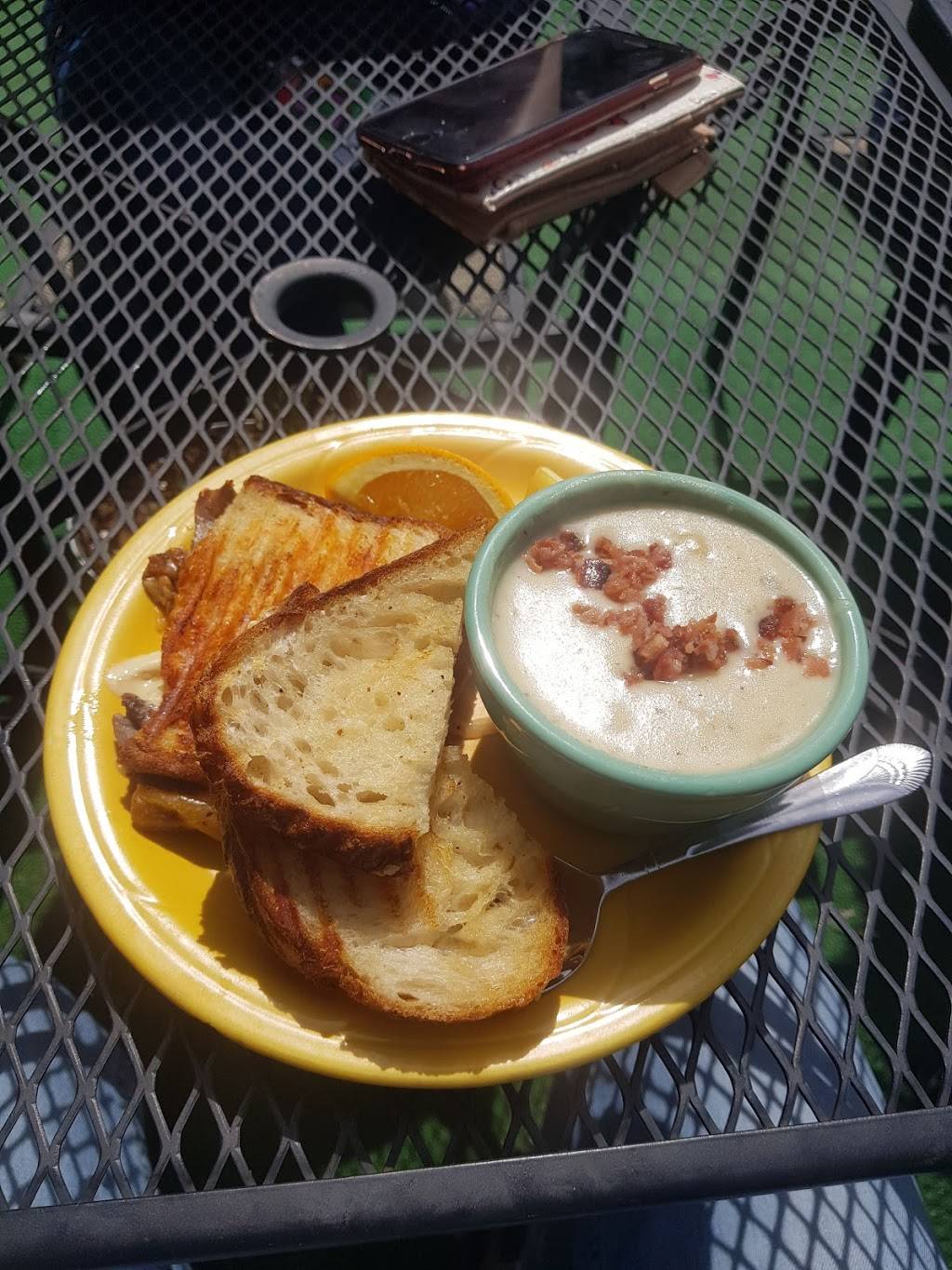 Fresh Thyme Soup Company | restaurant | 16155 NW Cornell Rd #500, Beaverton, OR 97006, USA | 5034669103 OR +1 503-466-9103