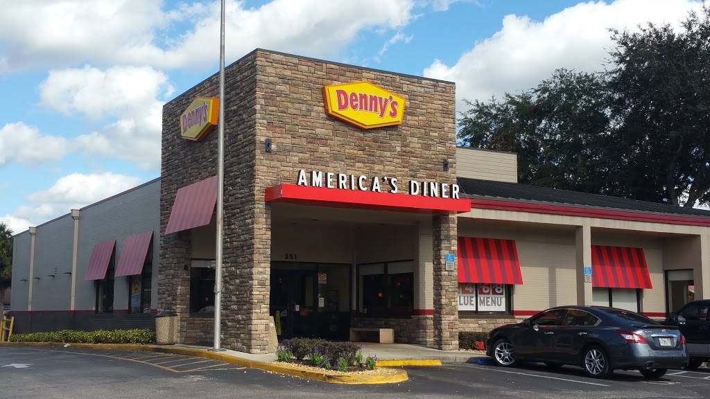 Dennys | restaurant | 351 E Main St, Apopka, FL 32703, USA | 4077032738 OR +1 407-703-2738