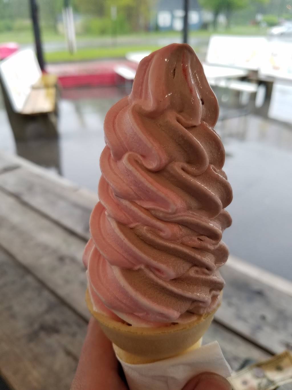 Timbos Cones and Coneys | restaurant | 5437 W Alexis Rd, Sylvania, OH 43560, USA | 4198828223 OR +1 419-882-8223