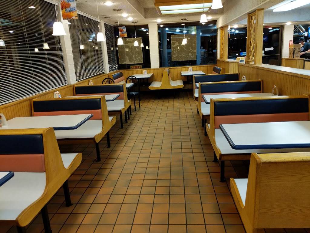 Arctic Circle | restaurant | 2071 Orchard Dr, Bountiful, UT 84010, USA | 8012923561 OR +1 801-292-3561