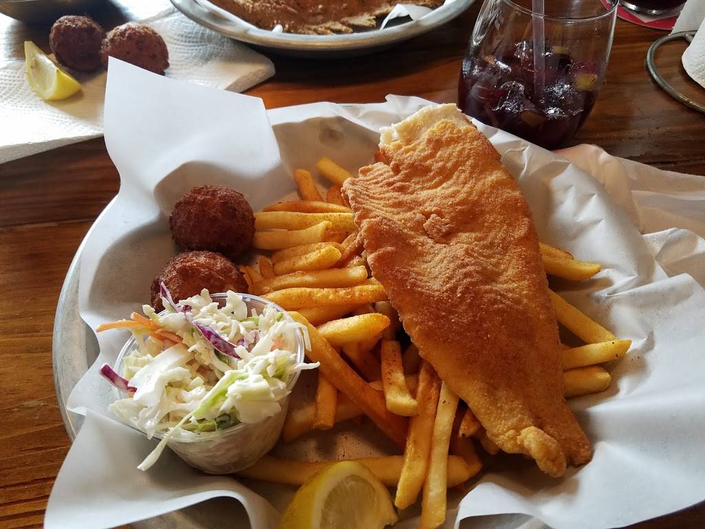 Low Country Fish Camp | restaurant | 903 Central Ave, Summerville, SC 29483, USA | 8432858558 OR +1 843-285-8558