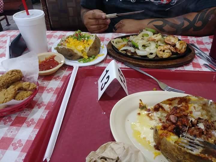 Kings BBQ | restaurant | 4603 Garth Rd, Baytown, TX 77521, USA | 2814201637 OR +1 281-420-1637