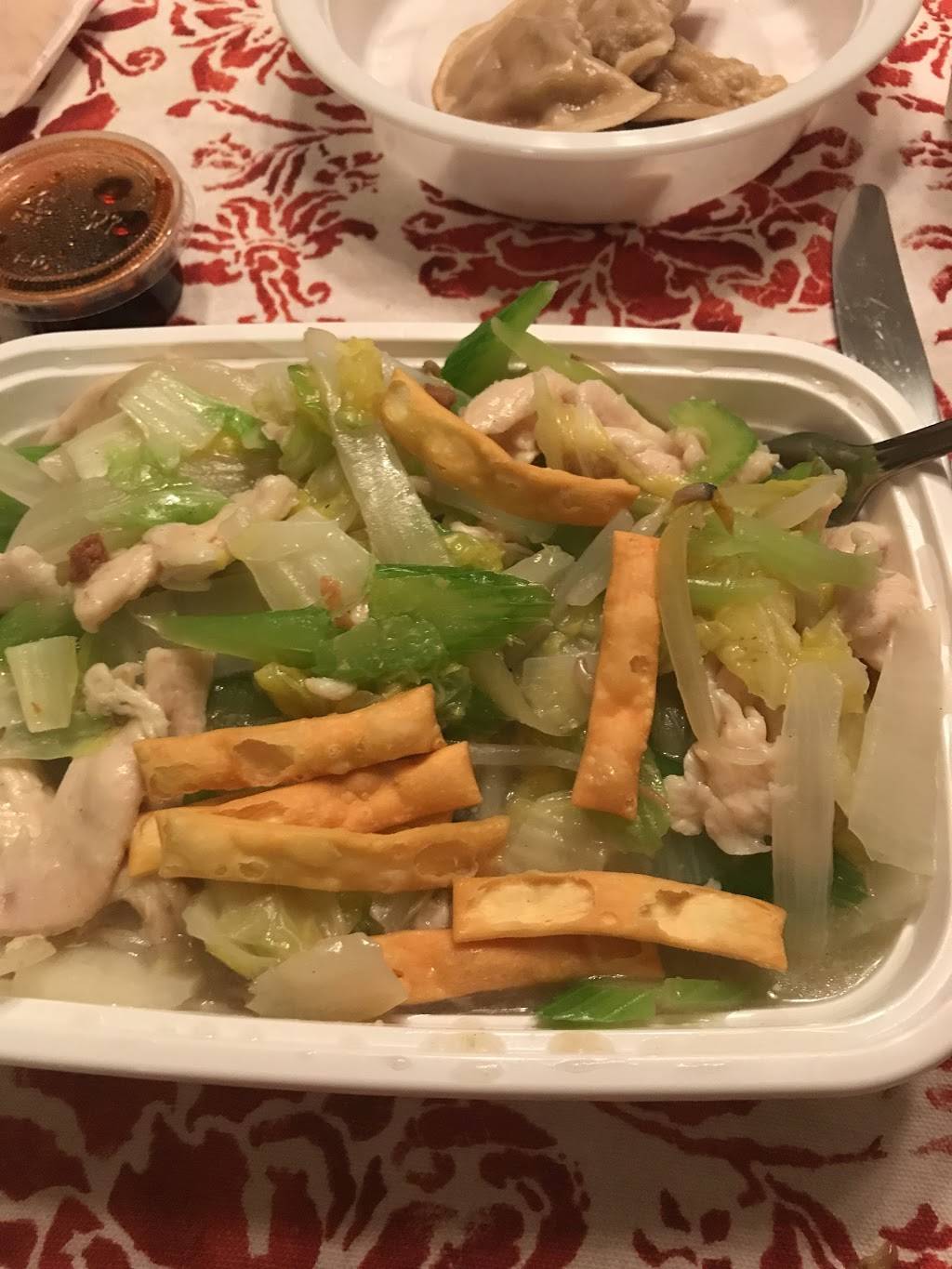 Asian Kitchen | restaurant | 3061 Village Square Dr, Hartland, WI 53029, USA | 2623695678 OR +1 262-369-5678