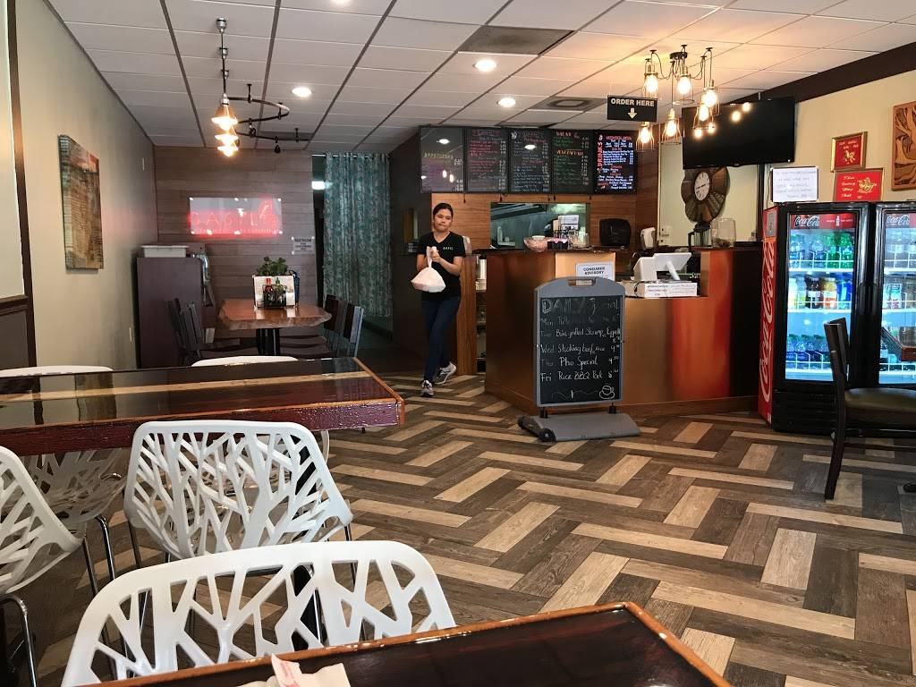 Basil Fusion Bistro | restaurant | 623 Cleveland St, Clearwater, FL 33755, USA | 7272400070 OR +1 727-240-0070