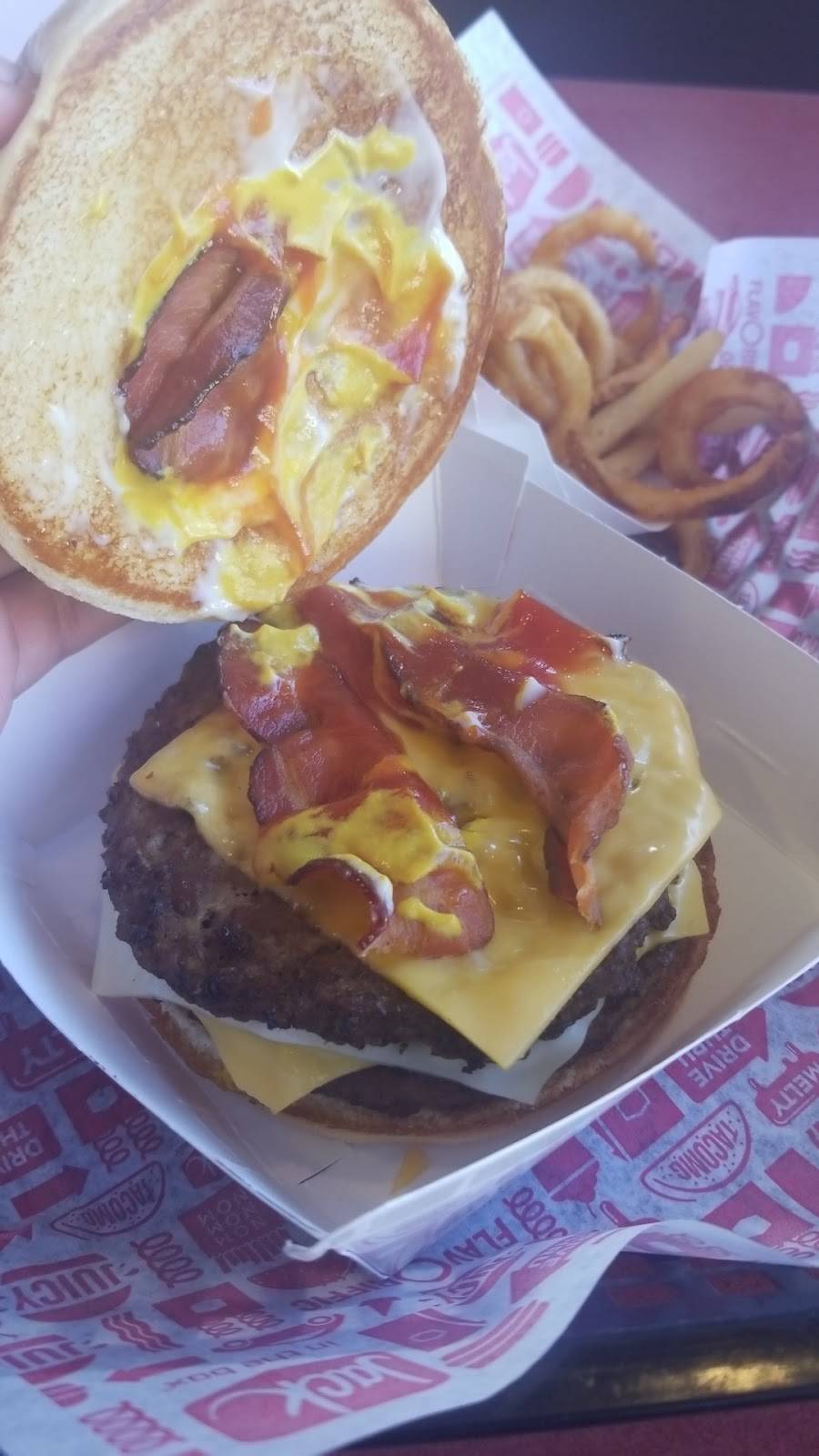 Jack in the Box | restaurant | 32205 WA-20, Oak Harbor, WA 98277, USA | 3606751768 OR +1 360-675-1768