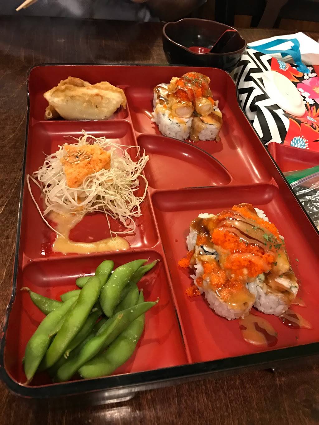 Avocado California Roll and Sushi | restaurant | 3001 TX-121, Euless, TX 76039, USA | 8178687300 OR +1 817-868-7300