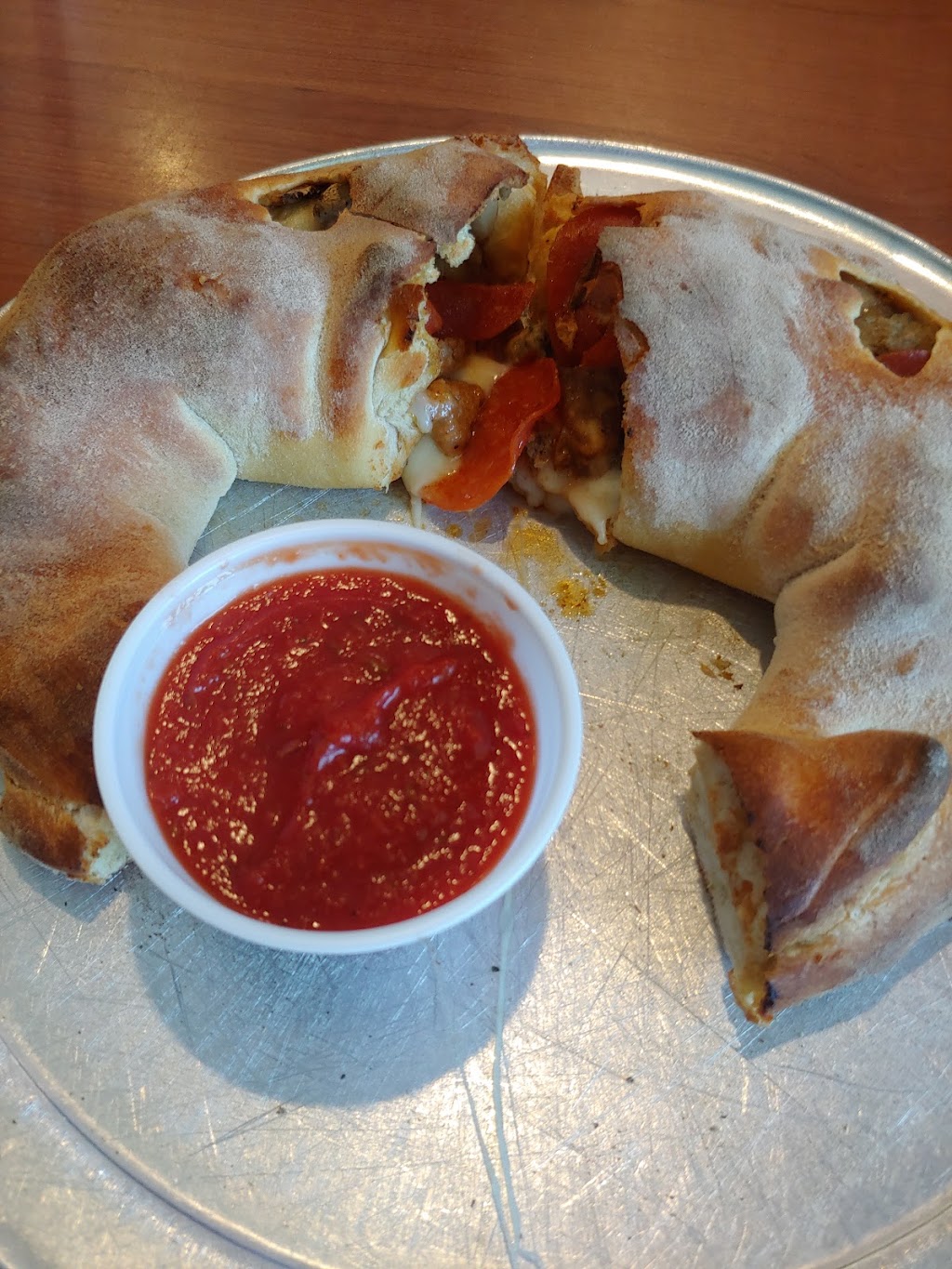 Fratelli Pizza | restaurant | 2120 N Fourth St, Flagstaff, AZ 86004, USA | 9287149700 OR +1 928-714-9700