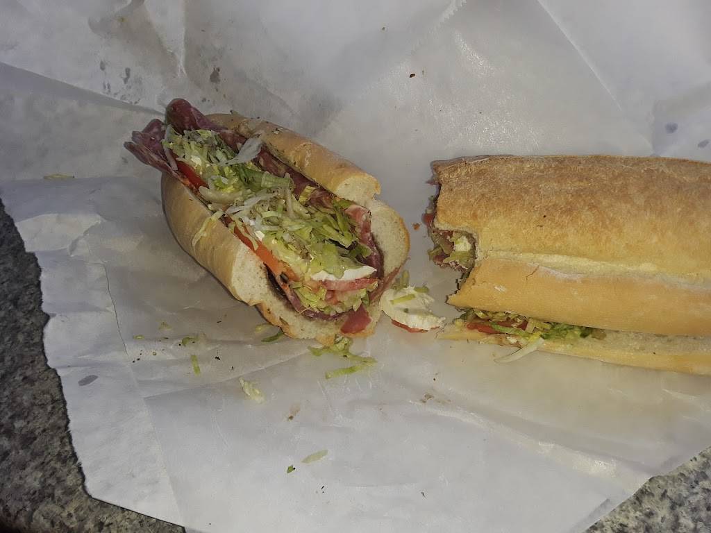 Borrellis Italian Deli | restaurant | 322 Merrimack St, Methuen, MA 01844, USA | 9786872306 OR +1 978-687-2306