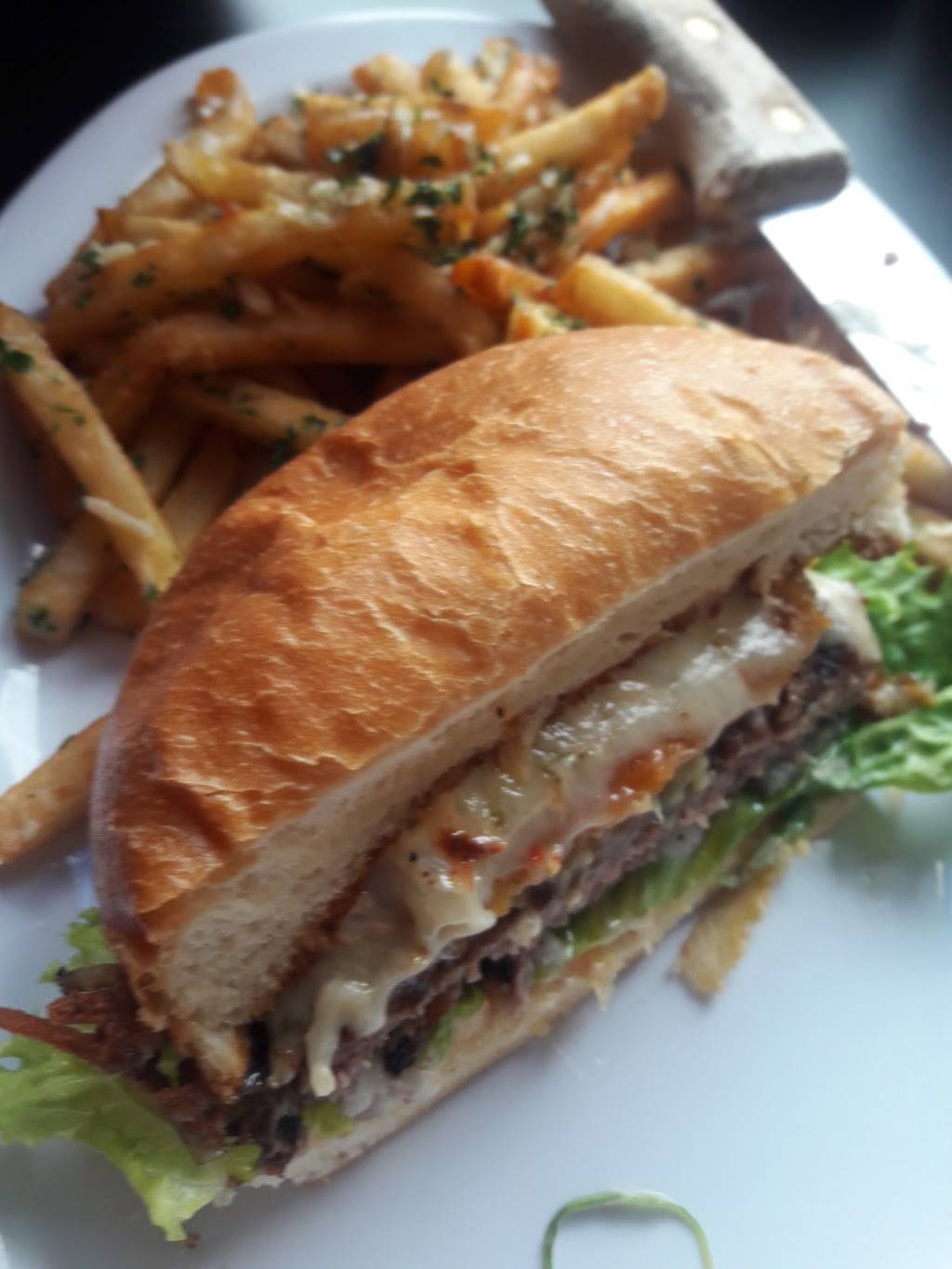 Railhouse Pub And Grill | restaurant | 1495 CA-99, Gridley, CA 95948, USA | 5307979384 OR +1 530-797-9384