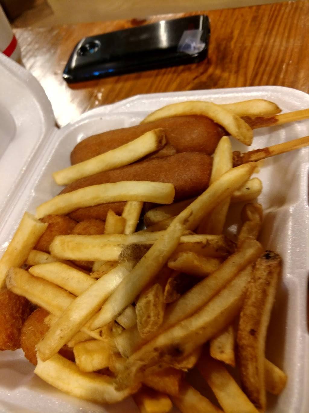 Cook Out | restaurant | 8240 Midlothian Turnpike, Richmond, VA 23235, USA | 8665470011 OR +1 866-547-0011