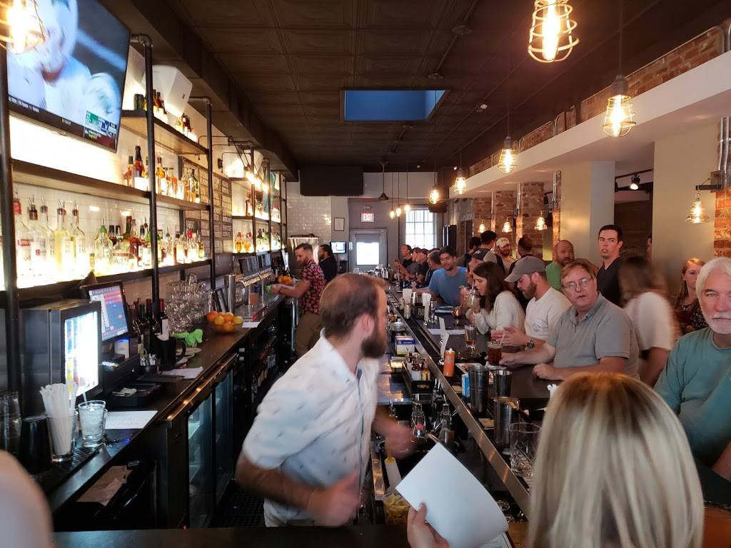 Social52 Kitchen & Craft Bar | restaurant | 2619 W Main St, Richmond, VA 23220, USA | 8043539709 OR +1 804-353-9709