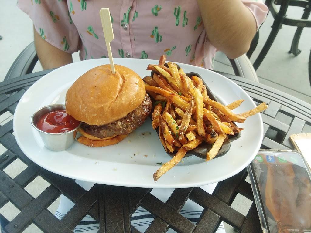 The Quarry Restaurant | restaurant | 415 Whiting St, Hingham, MA 02043, USA | 7813407300 OR +1 781-340-7300