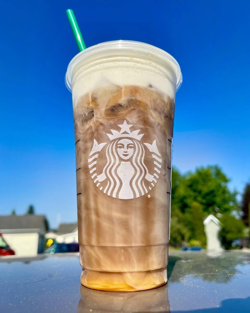 Starbucks | cafe | 1359 Garnet Ave, San Diego, CA 92109, USA | 8582742031 OR +1 858-274-2031