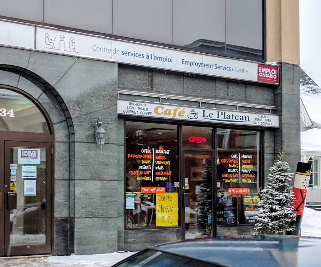 Café Le Plateau | restaurant | 134 Main St E, Hawkesbury, ON K6A 1A3, Canada | 6136325920 OR +1 613-632-5920