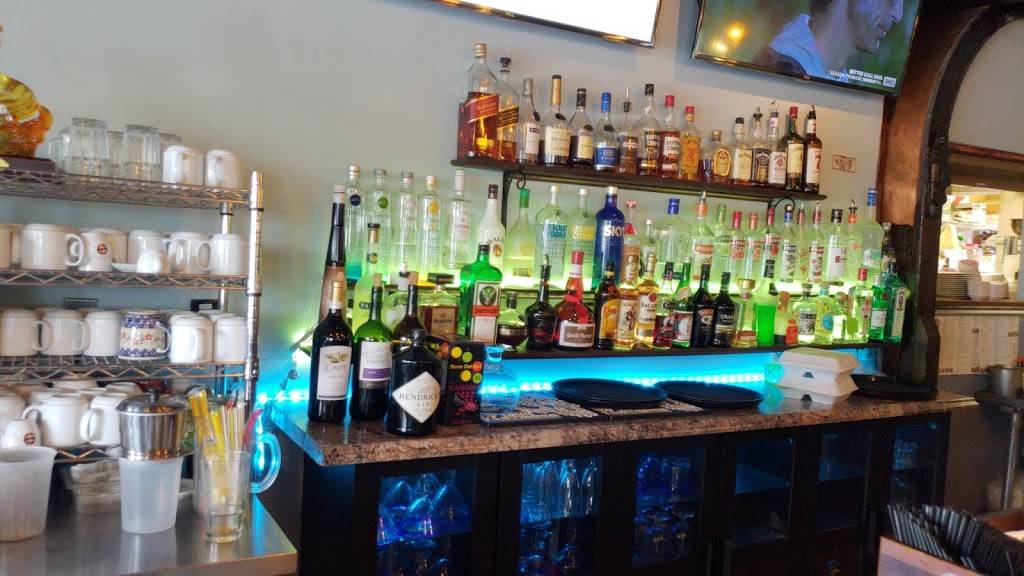 Pho Saigon and Bar | restaurant | 1106 Pontiac Ave, Cranston, RI 02920, USA | 4017800536 OR +1 401-780-0536