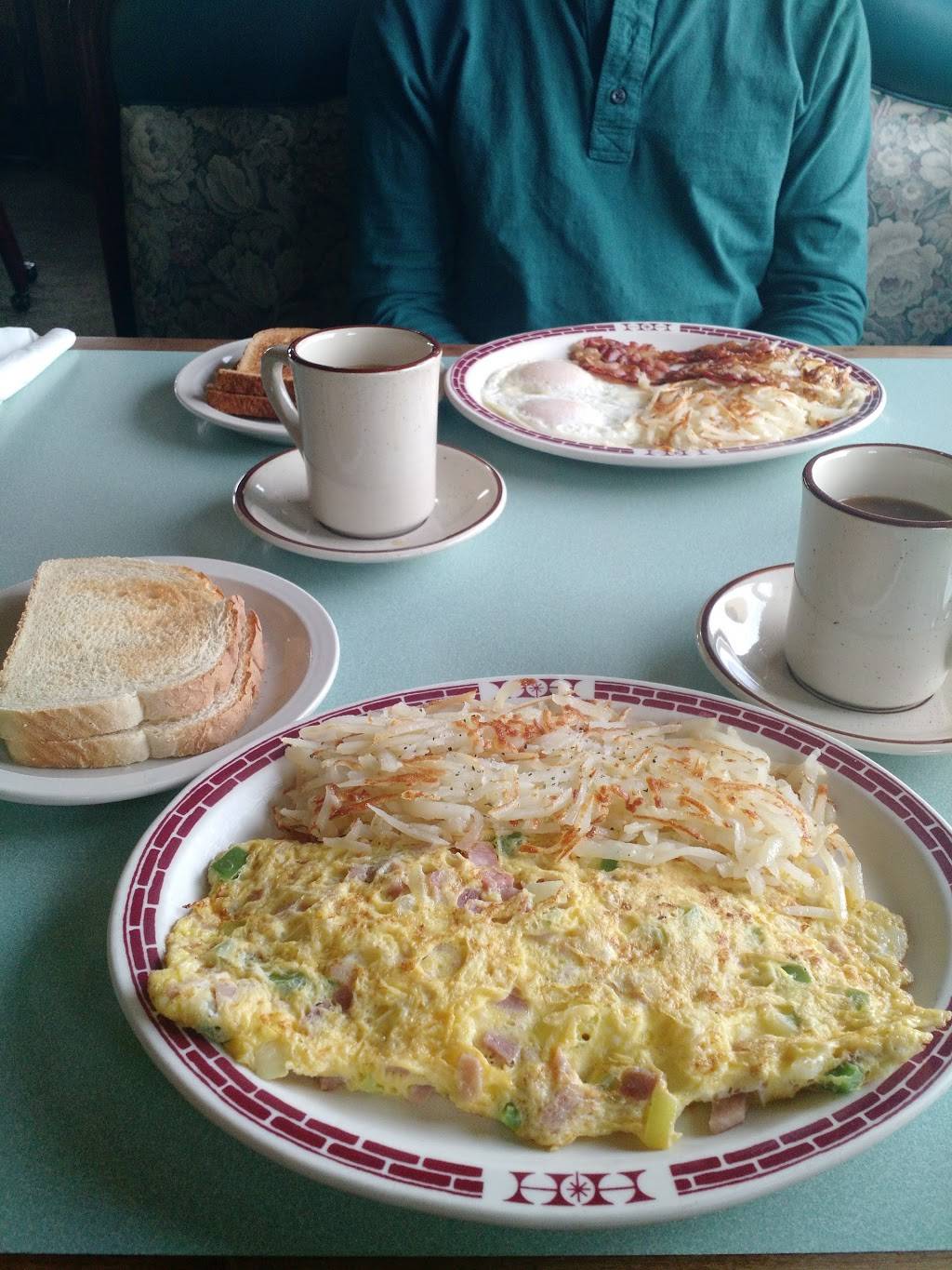 West Side Family Restaurant | restaurant | 530 W Grand Ave, Beloit, WI 53511, USA | 6083654949 OR +1 608-365-4949