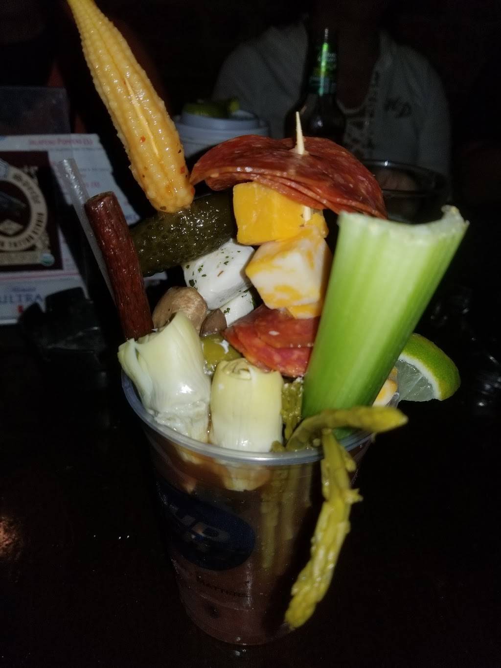 McCabes Irish Pub | restaurant | 302 Old Main St, Bradenton, FL 34205, USA | 9418963126 OR +1 941-896-3126