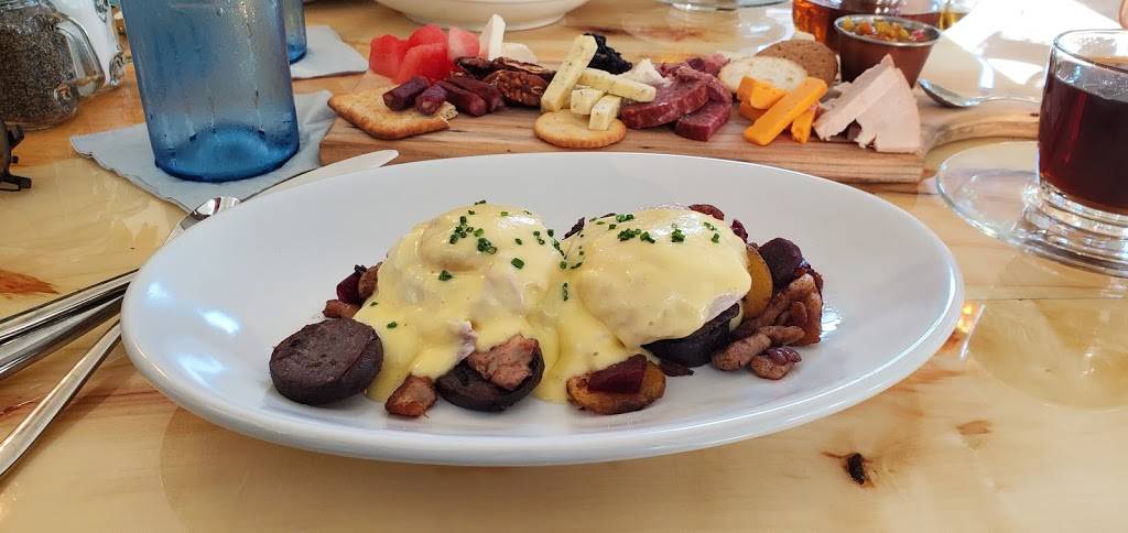 MI Table | restaurant | 213 Center Ave, Bay City, MI 48708, USA | 9895451230 OR +1 989-545-1230