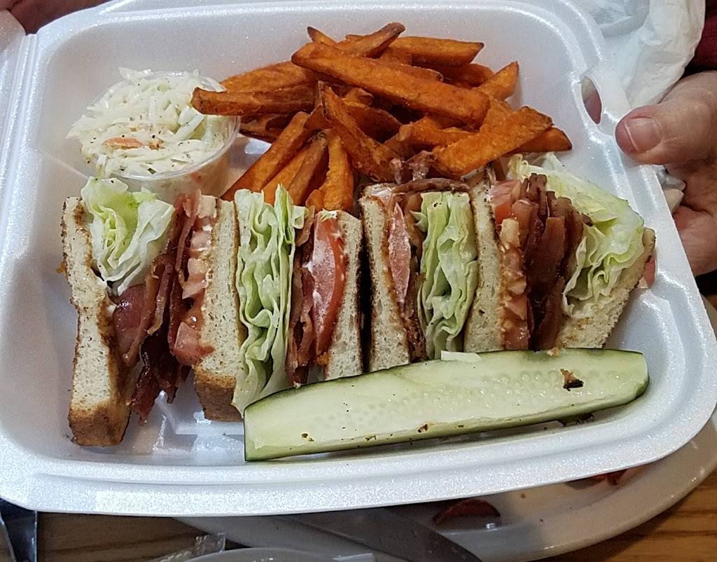 Tasty Waffle | restaurant | 642 S Weber Rd, Romeoville, IL 60446, USA | 8154398151 OR +1 815-439-8151