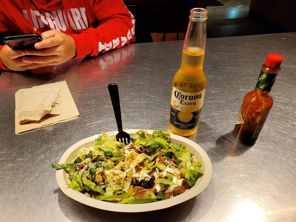 Chipotle Mexican Grill | restaurant | 8061 Dani Dr Ste 140, Fort Myers, FL 33966, USA | 2392754076 OR +1 239-275-4076