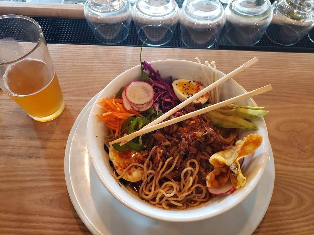 Canteen Market and Bistro | restaurant | 411 W 4th St, Winston-Salem, NC 27101, USA | 3367930411 OR +1 336-793-0411