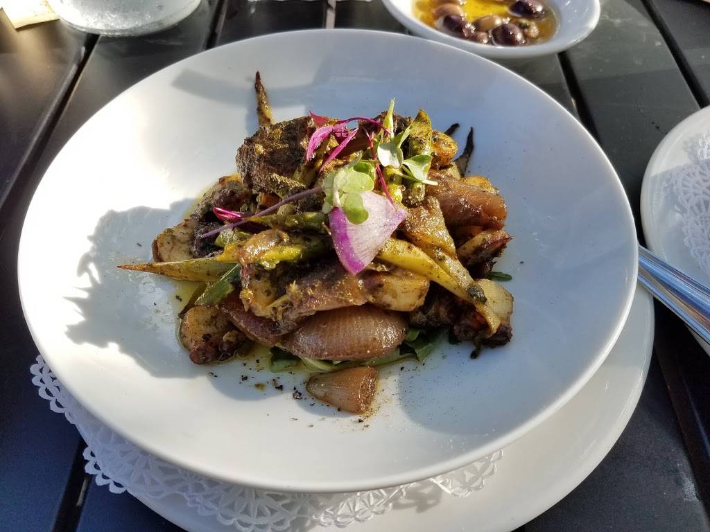 Nando Milano | restaurant | 204 N Neil St, Champaign, IL 61820, USA | 2179541439 OR +1 217-954-1439