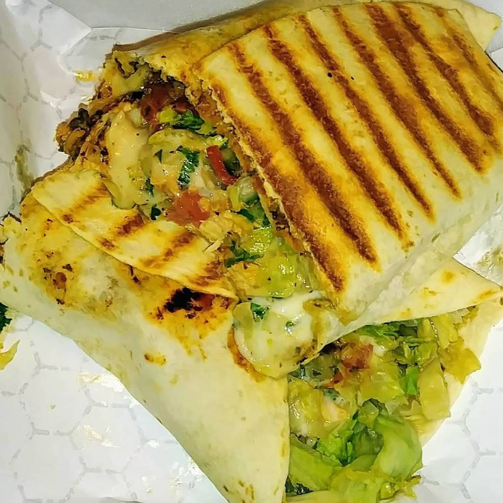 Willie Gospel SoulFood | restaurant | 6802 N 47th Ave #7, Glendale, AZ 85301, USA | 6239349030 OR +1 623-934-9030