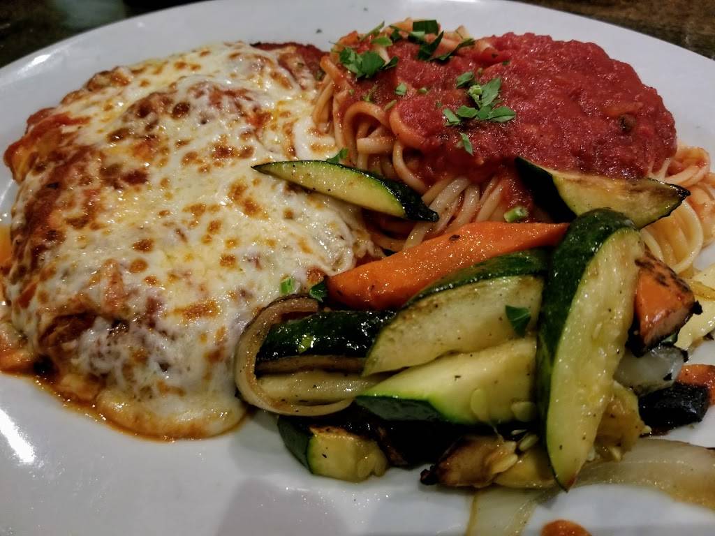Marias Italian Kitchen | restaurant | 23331 Mulholland Dr, Woodland Hills, CA 91364, USA | 8182250586 OR +1 818-225-0586