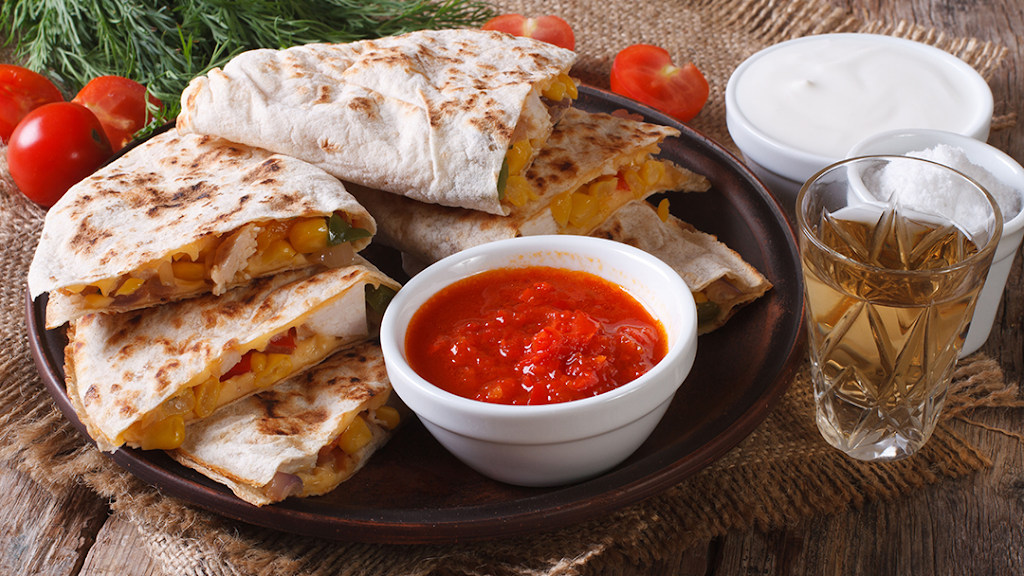 Moocho Mexican Restaurant & Cantina | restaurant | 1704 S Broadway, Oak Grove, MO 64075, USA | 8166907778 OR +1 816-690-7778