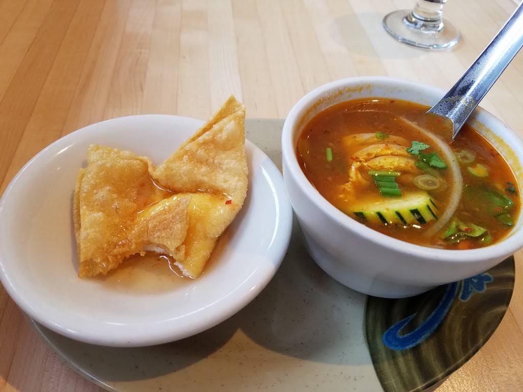 Thai Thai Restaurant | restaurant | 4228, 3922 N Elston Ave, Chicago, IL 60618, USA | 7734781079 OR +1 773-478-1079