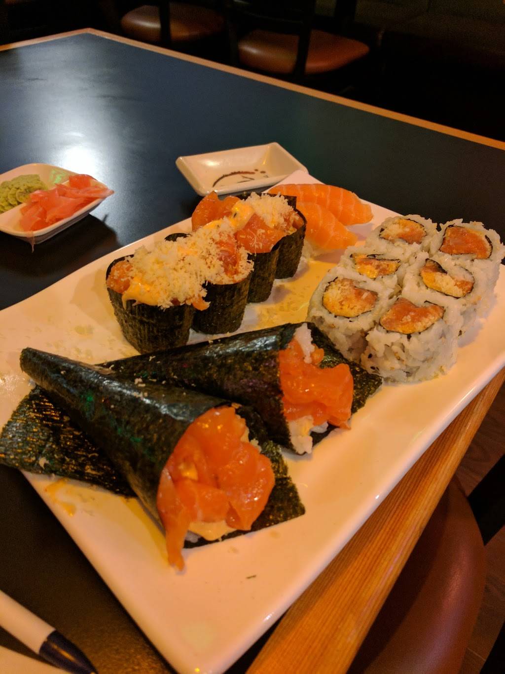 Mito Sushi - West Bowmanville | restaurant | 243 King St E, Bowmanville, ON L1C 3X1, Canada | 9056237882 OR +1 905-623-7882