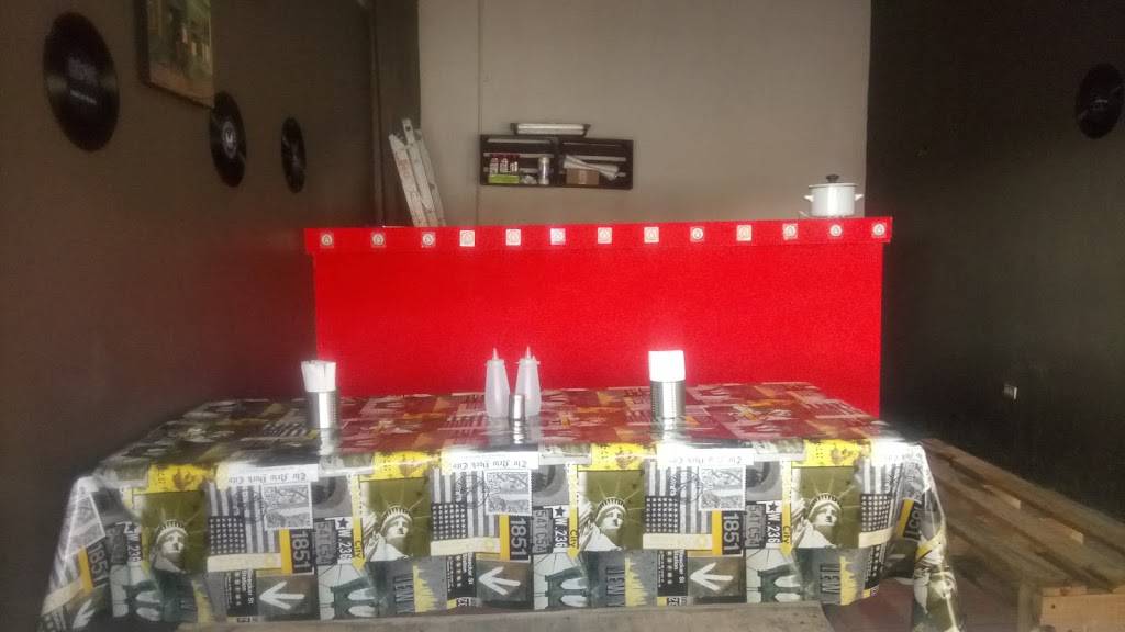 Burger s Daniel s | restaurant | Blvd. Ignacio Allende #433, Popular Valle Verde 2, 22819 Ensenada, B.C., Mexico | 016461074992 OR +52 646 107 4992