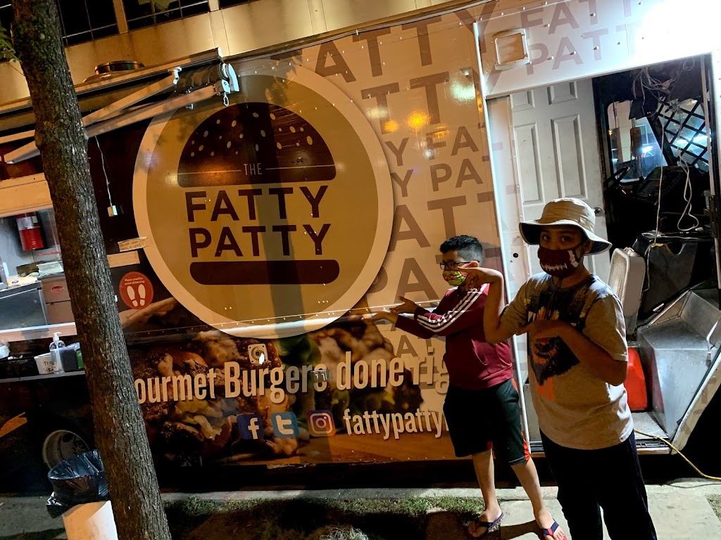 The Fatty Patty - Food Truck | restaurant | 221 E Juneau Ave, Milwaukee, WI 53202, USA | 4145221133 OR +1 414-522-1133