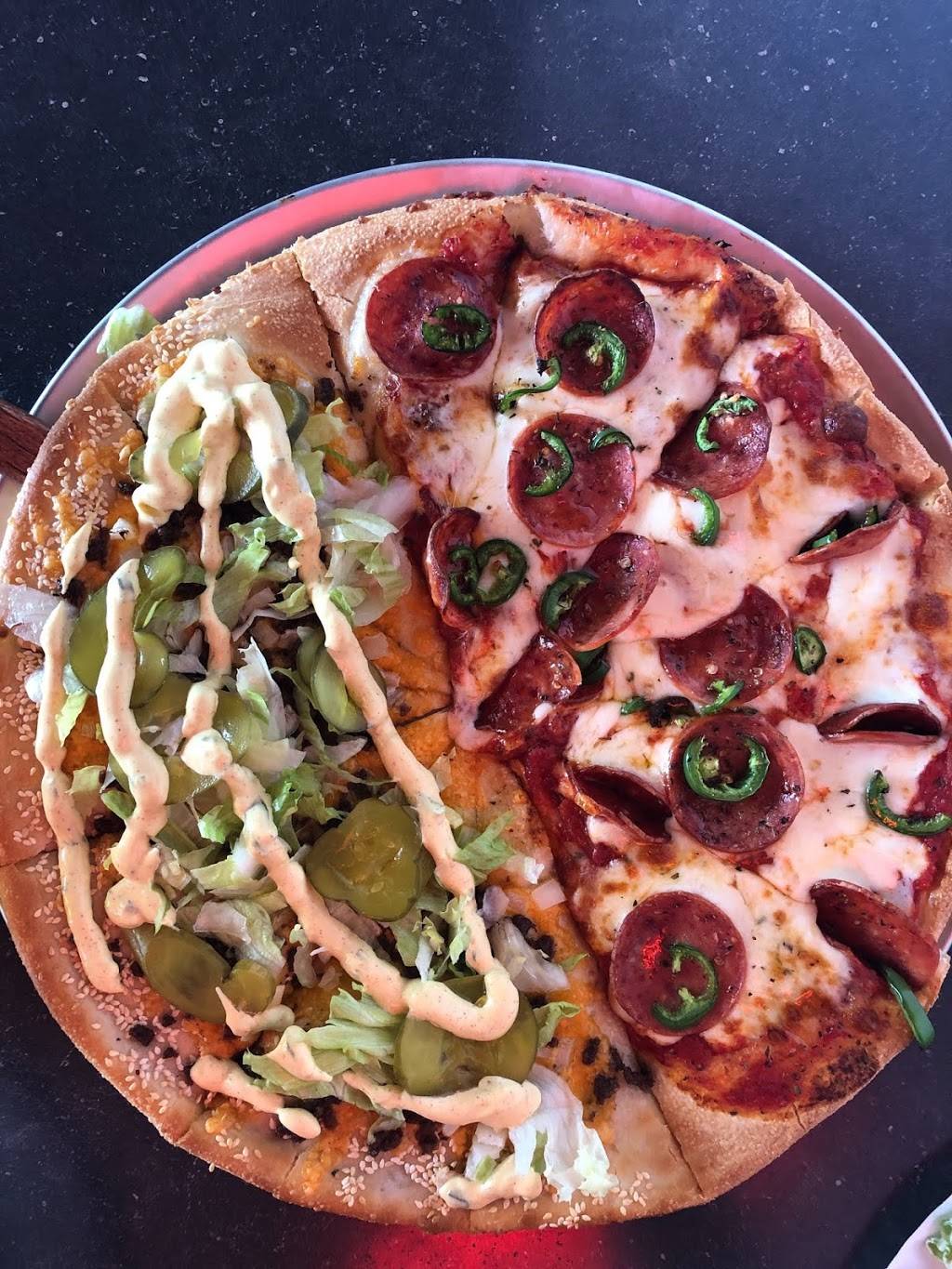 Rollin Pizza - Handcrafted Pizza + Pasta | restaurant | 314 Lake St, St. Catharines, ON L2N 4H4, Canada | 9059389797 OR +1 905-938-9797