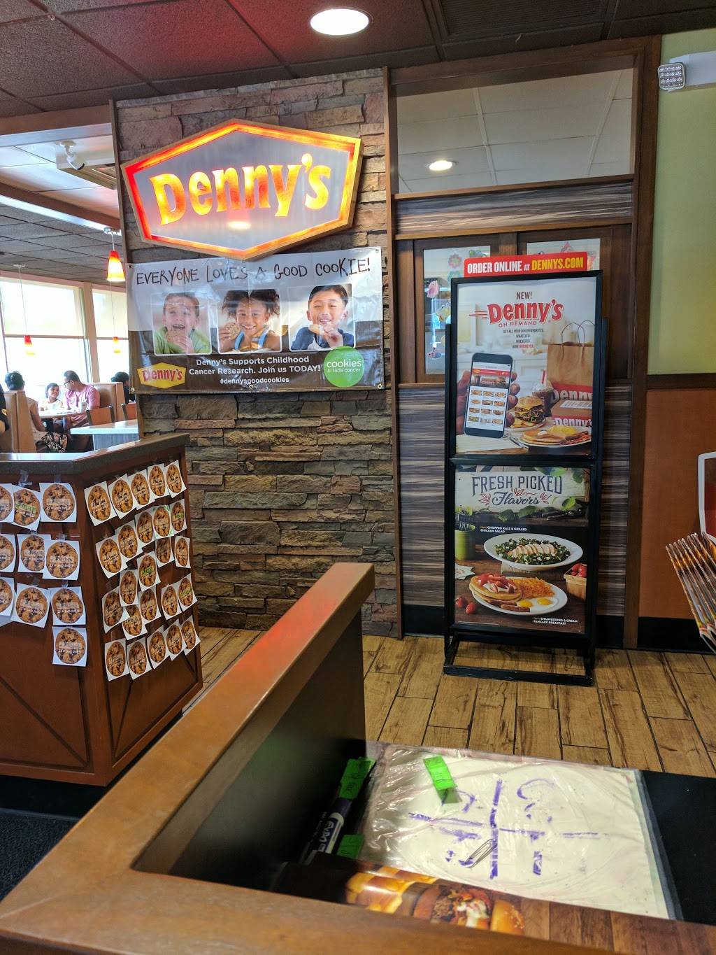 Dennys | restaurant | 950 Chemung St, Horseheads, NY 14845, USA | 6077954135 OR +1 607-795-4135