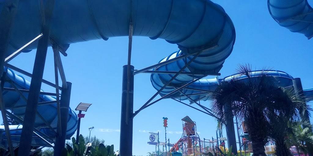 Mango Market | restaurant | 5800 Water Play Way, Orlando, FL 32821, USA | 4075455550 OR +1 407-545-5550