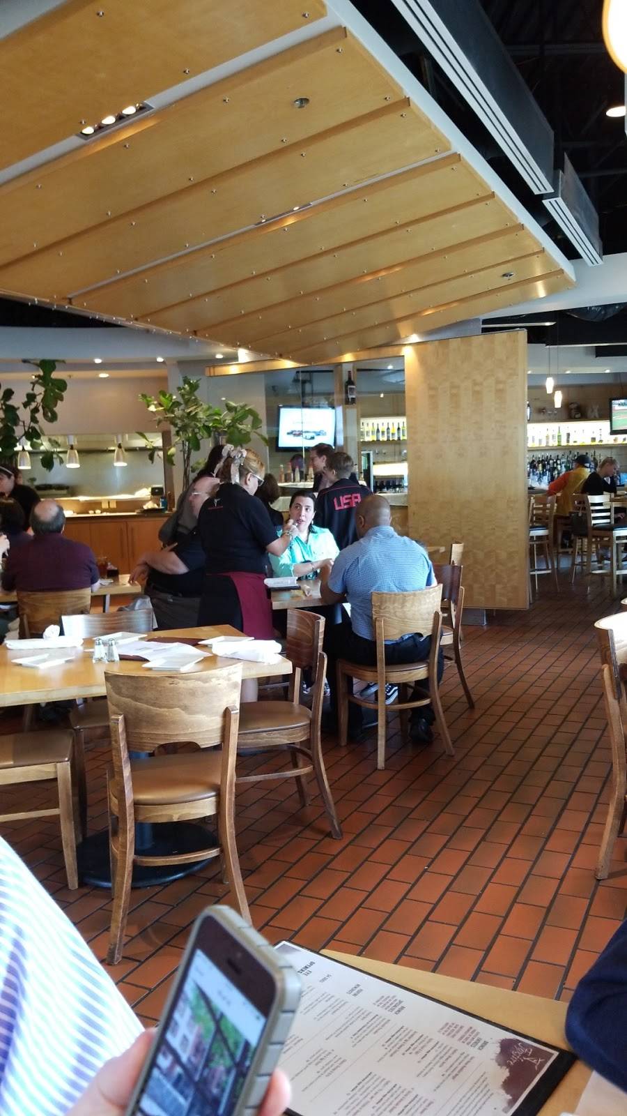 Foxfire Grill | restaurant | 6550 Little River Turnpike, Alexandria, VA 22312, USA | 7039149280 OR +1 703-914-9280