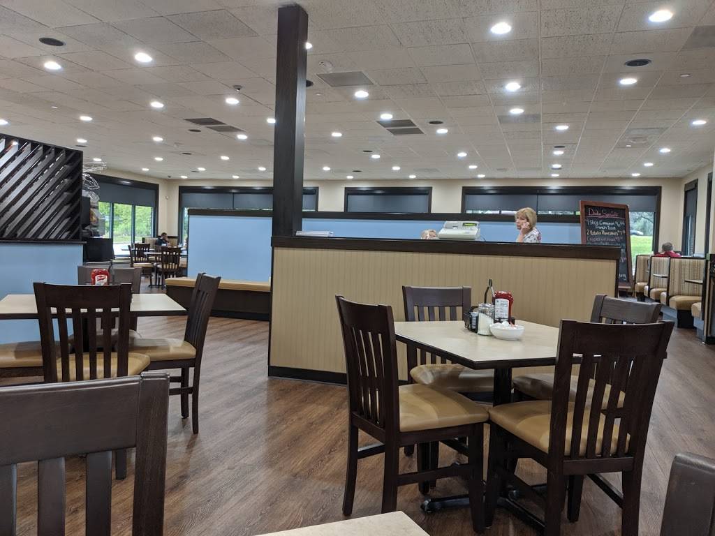 Park Place Cafe | restaurant | 10843 W Park Pl, Milwaukee, WI 53224, USA | 4142365855 OR +1 414-236-5855