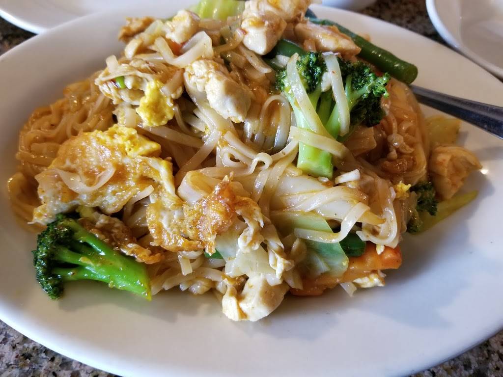 Thai Place | restaurant | 371 Main St, Sturbridge, MA 01566, USA | 5083472999 OR +1 508-347-2999