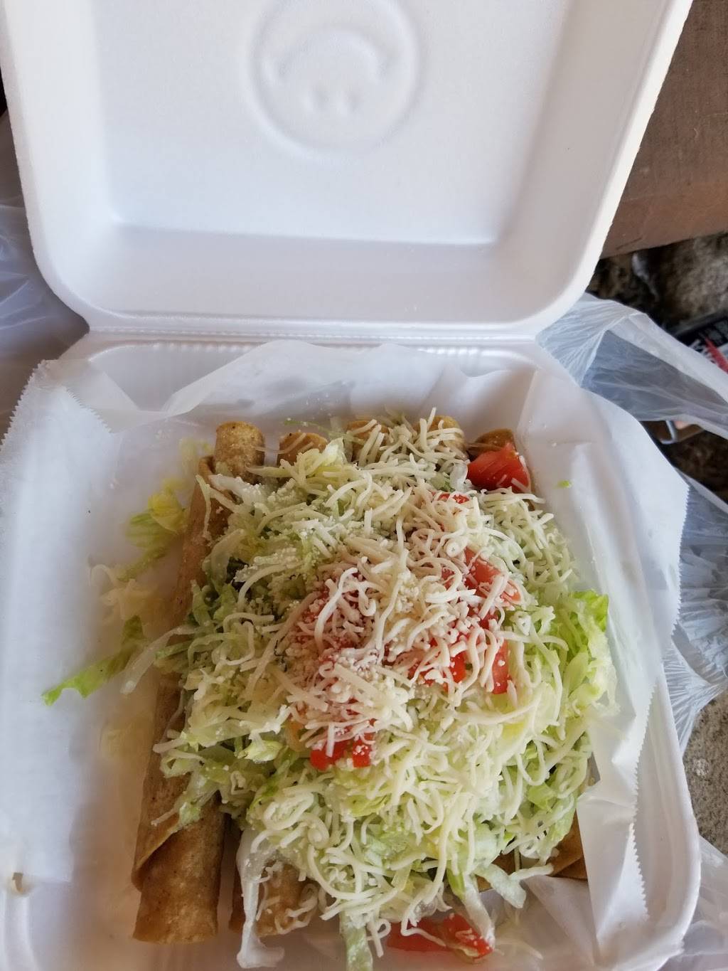 Asadero Taco Shop | restaurant | 15721 Bernardo Heights Pkwy, San Diego, CA 92128, USA | 8585922600 OR +1 858-592-2600