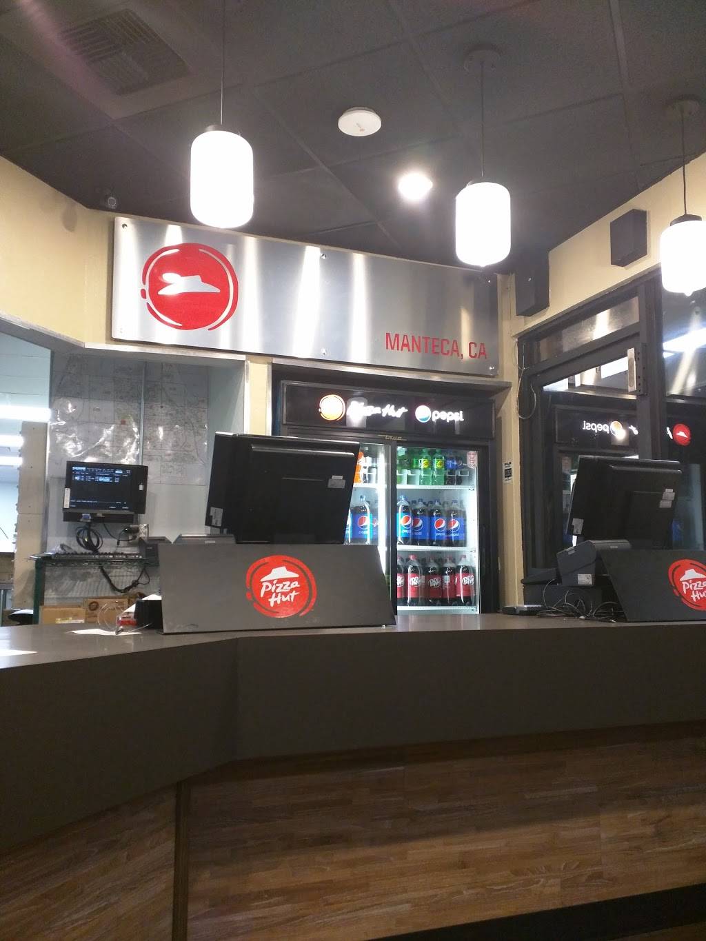 Pizza Hut | restaurant | 920 N Main St, Manteca, CA 95336, USA | 2098255588 OR +1 209-825-5588