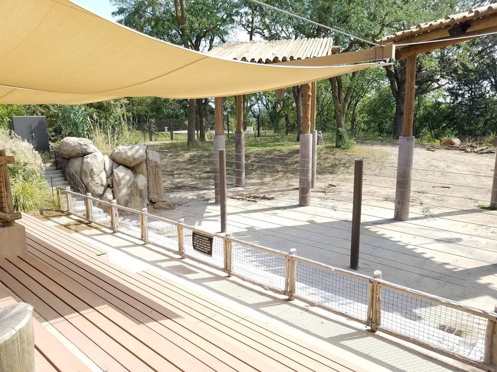 Tusker Grill | restaurant | 3701 S 10th St, Omaha, NE 68108, USA | 4027338400 OR +1 402-733-8400