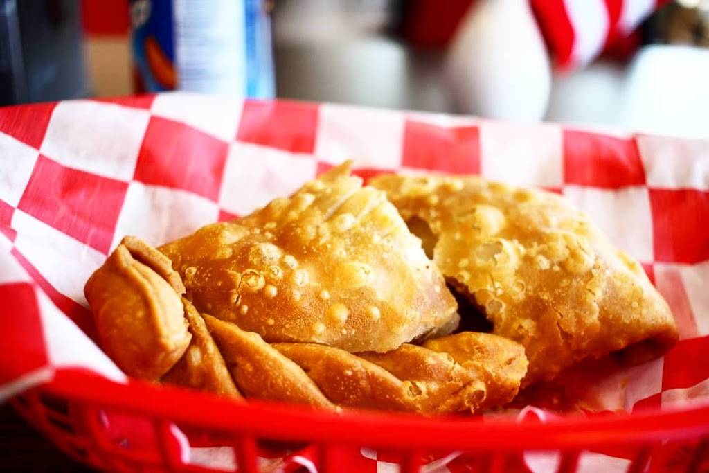 Alvarado Cafe | restaurant | 416 Denbigh Blvd, Newport News, VA 23608, USA | 7579695262 OR +1 757-969-5262