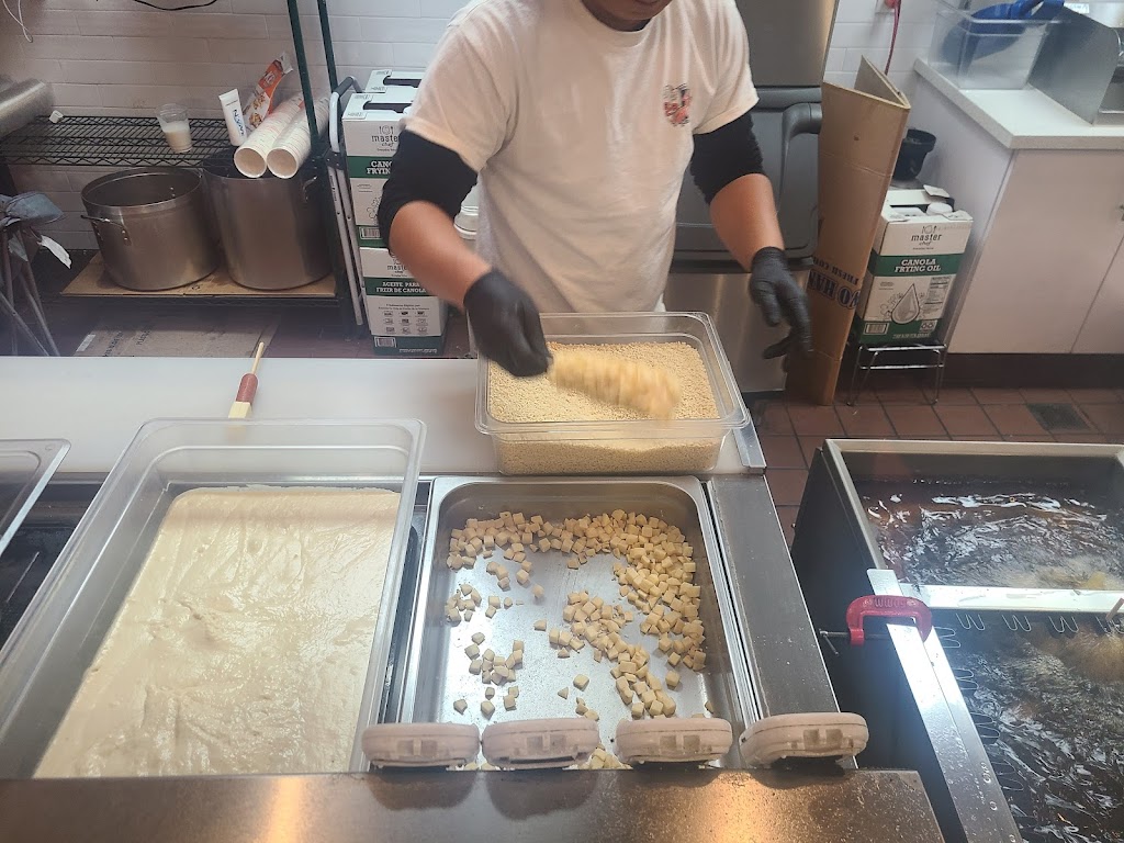 Two Hands Corn Dogs | restaurant | 24631 Crenshaw Blvd Ste C, Torrance, CA 90505, USA | 4243280066 OR +1 424-328-0066