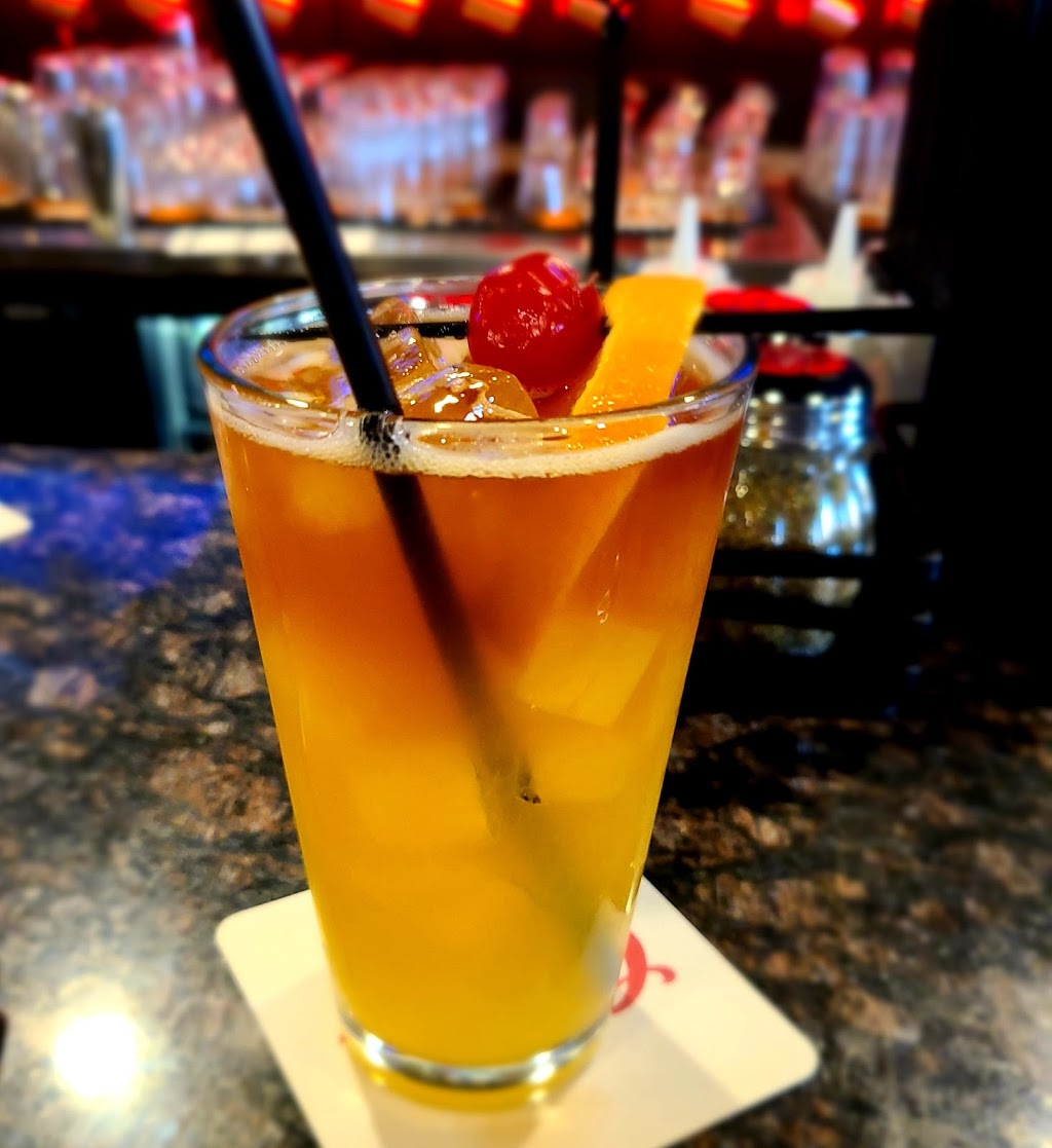 Elm House Of Pizza | restaurant | 102 Elm St, Manchester, NH 03101, USA | 6032325522 OR +1 603-232-5522