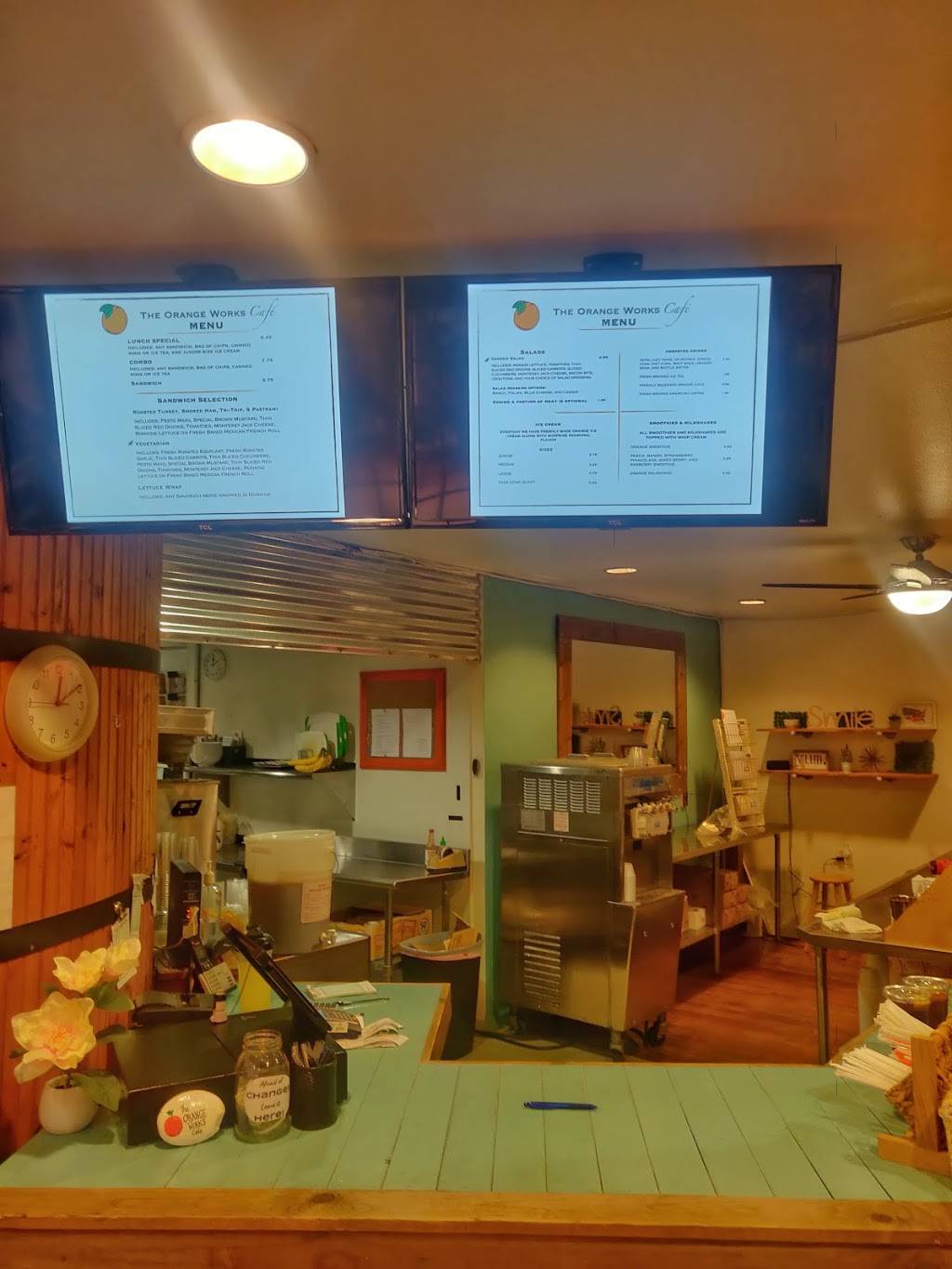 Orange Works Visalia | restaurant | 209 W Main St ste c, Visalia, CA 93291, USA | 5596241233 OR +1 559-624-1233